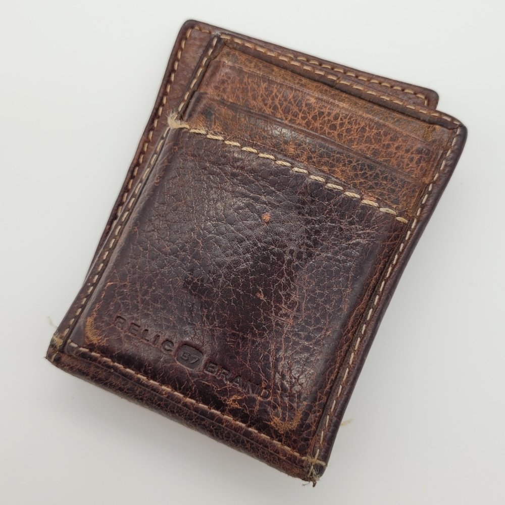 RELIC BRAND | patina/worn-in leather fold wallet